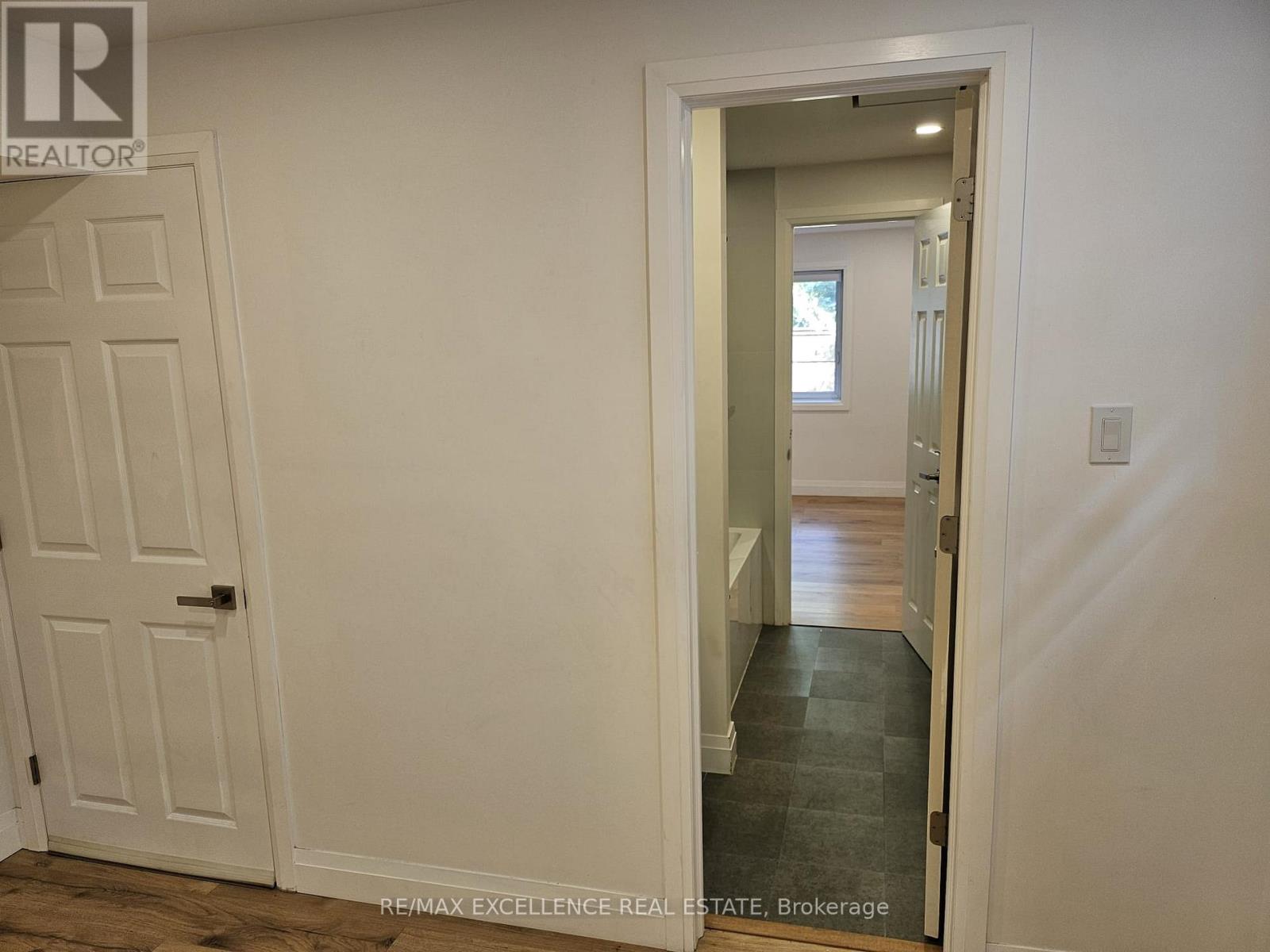 Walkout Basement - 46 Tradewinds Place, Kitchener, Ontario  N2N 3G4 - Photo 19 - X13734094