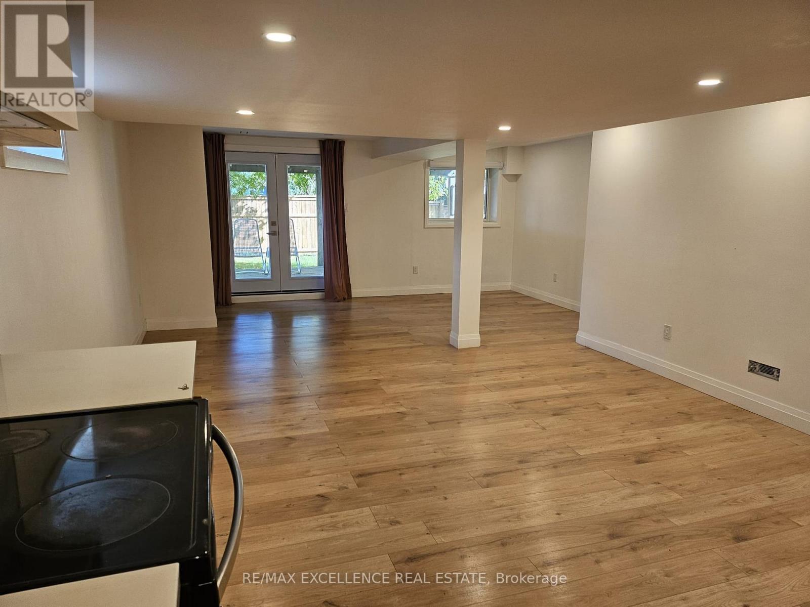 Walkout Basement - 46 Tradewinds Place, Kitchener, Ontario  N2N 3G4 - Photo 24 - X13734094