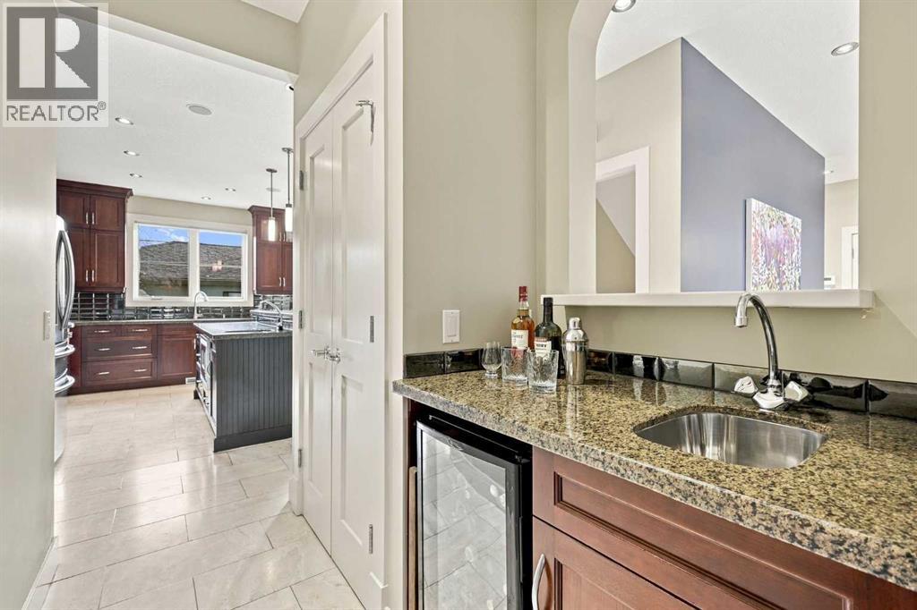 1727 Westmount Road Nw, Calgary, Alberta  T2N 3M4 - Photo 9 - A2352127