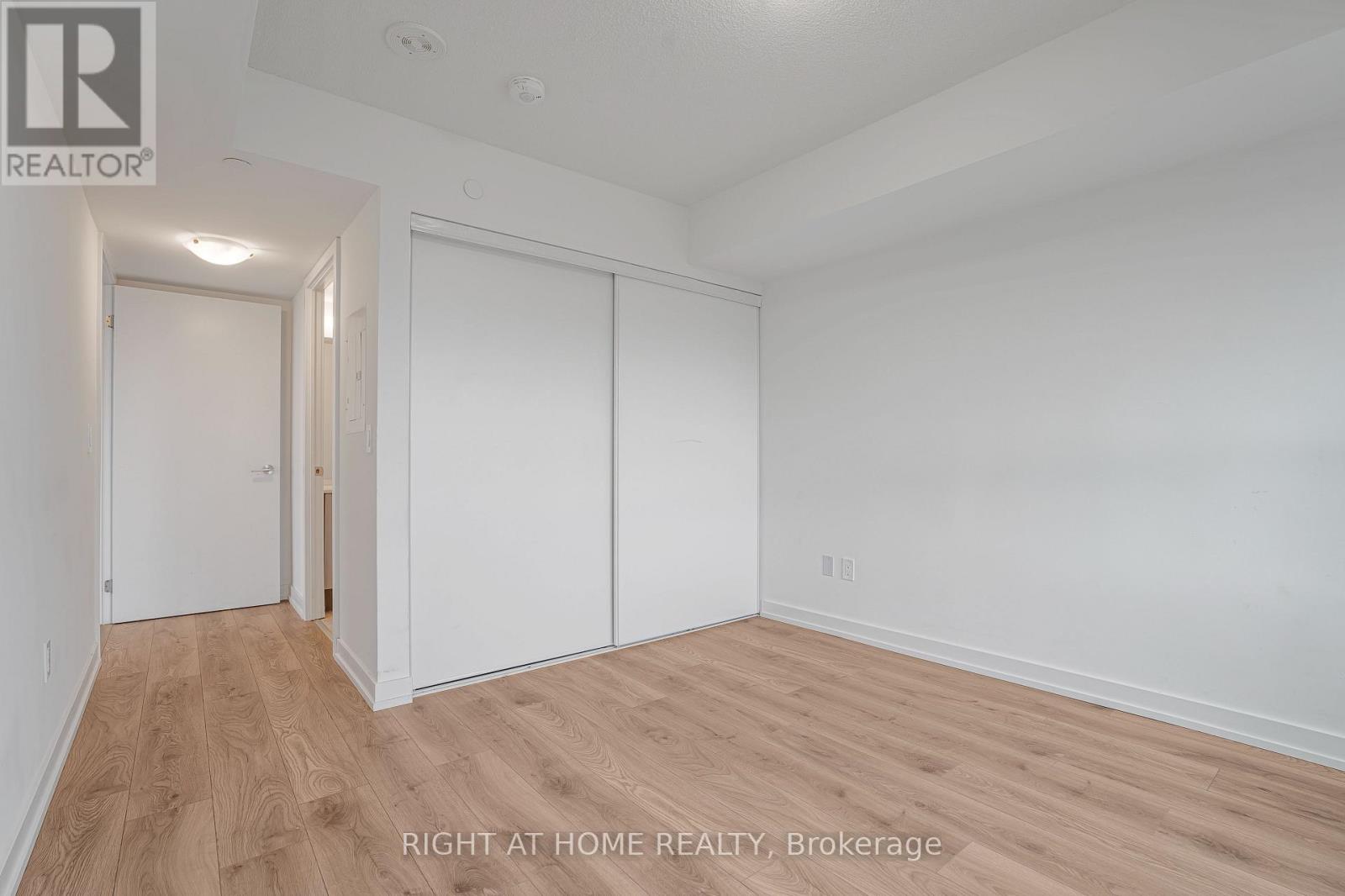 1302 - 1435 Celebration Drive, Pickering, Ontario  L1W 0C4 - Photo 24 - E14034750