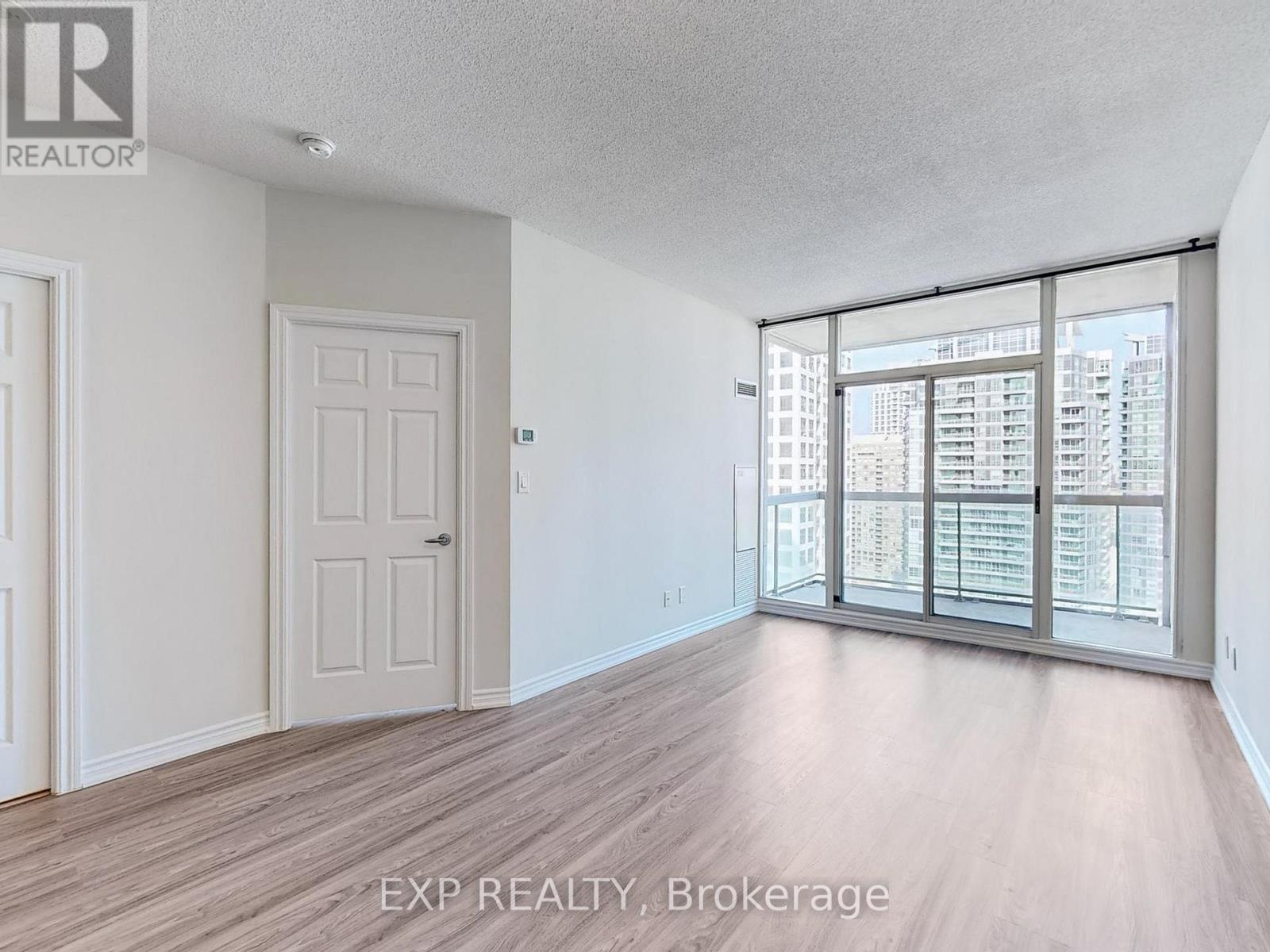 2509 - 3504 Hurontario Street, Mississauga, Ontario  L5B 1P2 - Photo 10 - W14091402