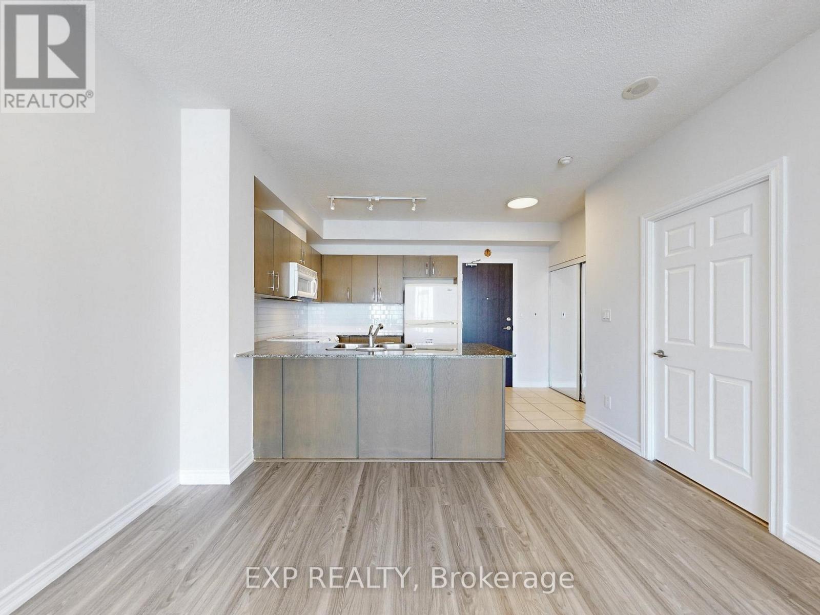 2509 - 3504 Hurontario Street, Mississauga, Ontario  L5B 1P2 - Photo 12 - W14091402