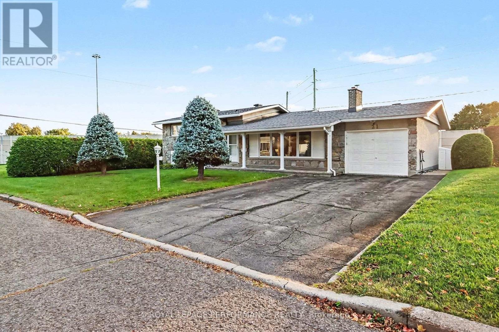 21 Pulford Crescent, Ottawa, Ontario  K2B 6L6 - Photo 3 - X13867072