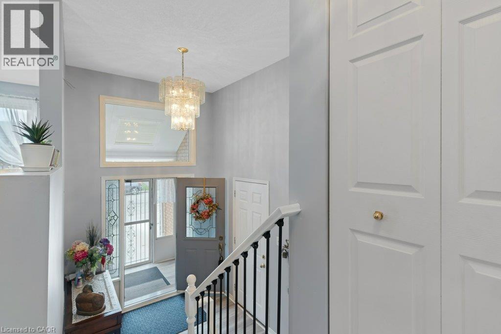 94 Dawn Crescent, Cambridge, Ontario N3C 4A9 - Photo 6 - 40860590