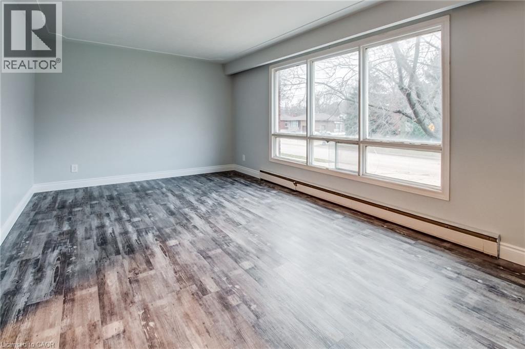 105 Dixon Street, Kitchener, Ontario  N2G 3E8 - Photo 12 - 40870789