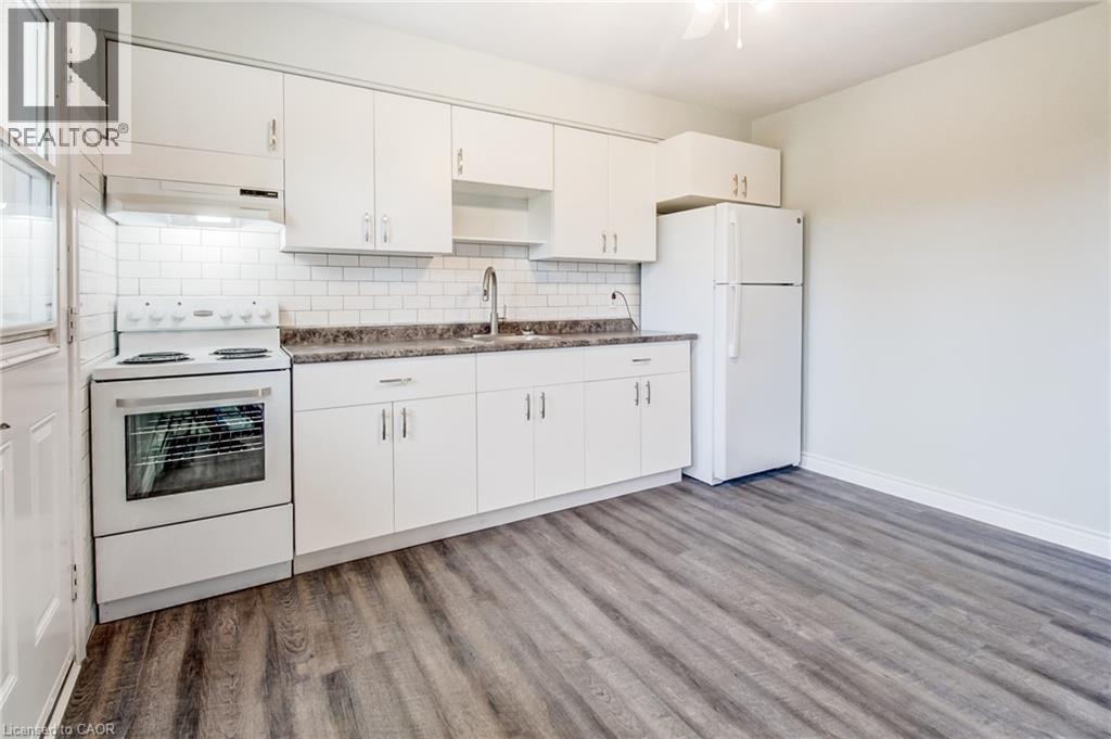 105 Dixon Street, Kitchener, Ontario  N2G 3E8 - Photo 26 - 40870789