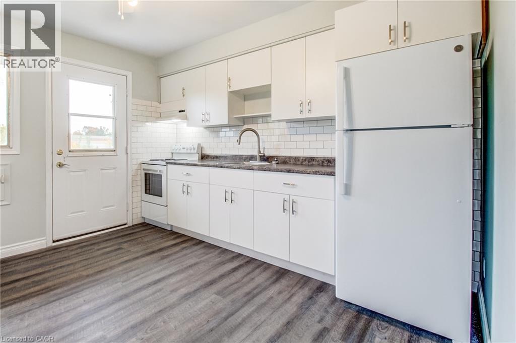 105 Dixon Street, Kitchener, Ontario  N2G 3E8 - Photo 25 - 40870789