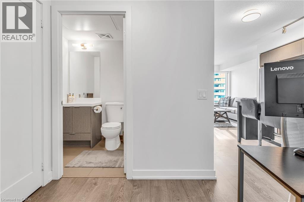 10 York Street Unit# 2713, Toronto, Ontario  M5J 0E1 - Photo 17 - 40872200