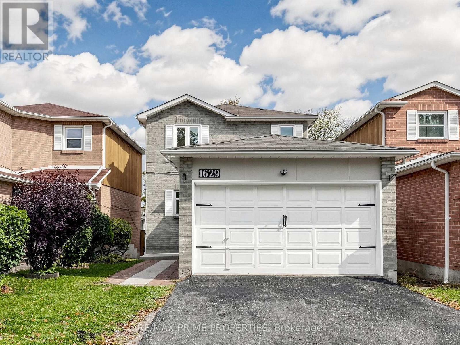 1629 Marshcourt Drive, Pickering, Ontario  L1V 6G8 - Photo 2 - E14091456