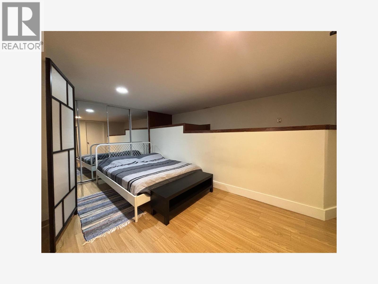 23** Bridgeman Avenue, North Vancouver, British Columbia  V7P 3P4 - Photo 6 - R3176376