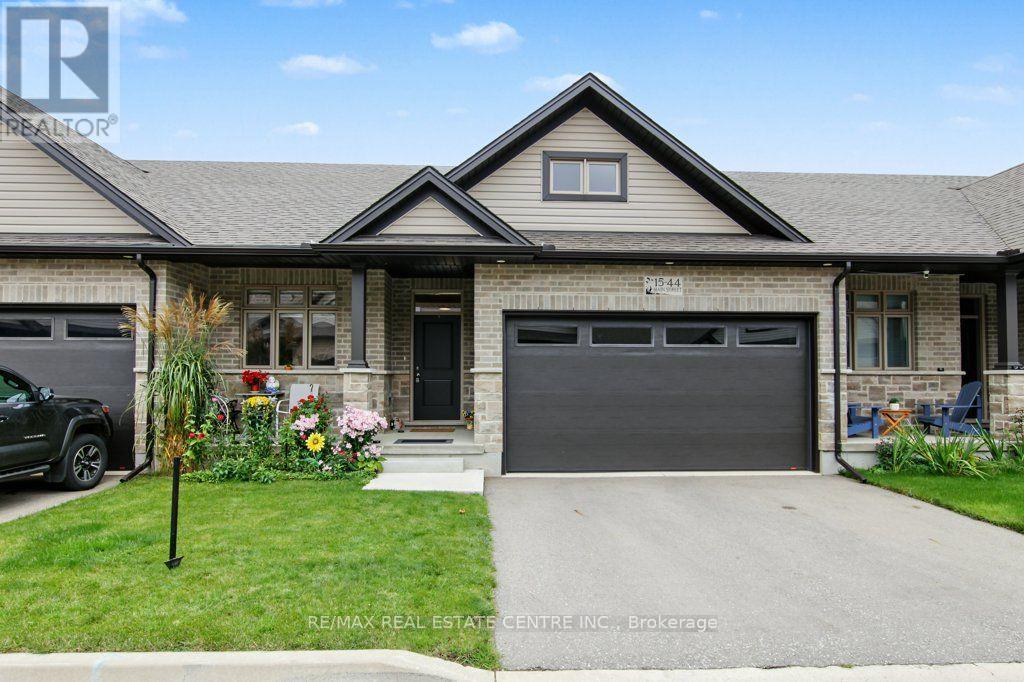 15 - 44 MAIN STREET E, East Zorra-Tavistock, Ontario