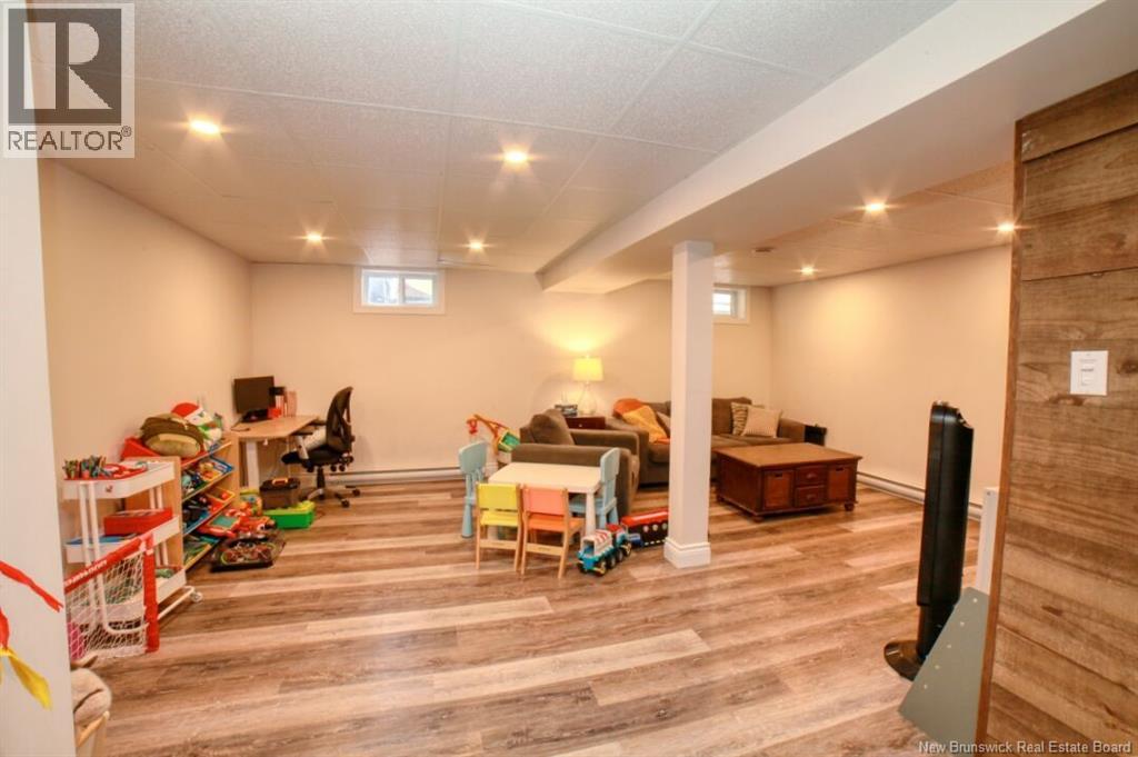 1140 Centennial, Bathurst, New Brunswick  E2A 4A8 - Photo 17 - NB149693