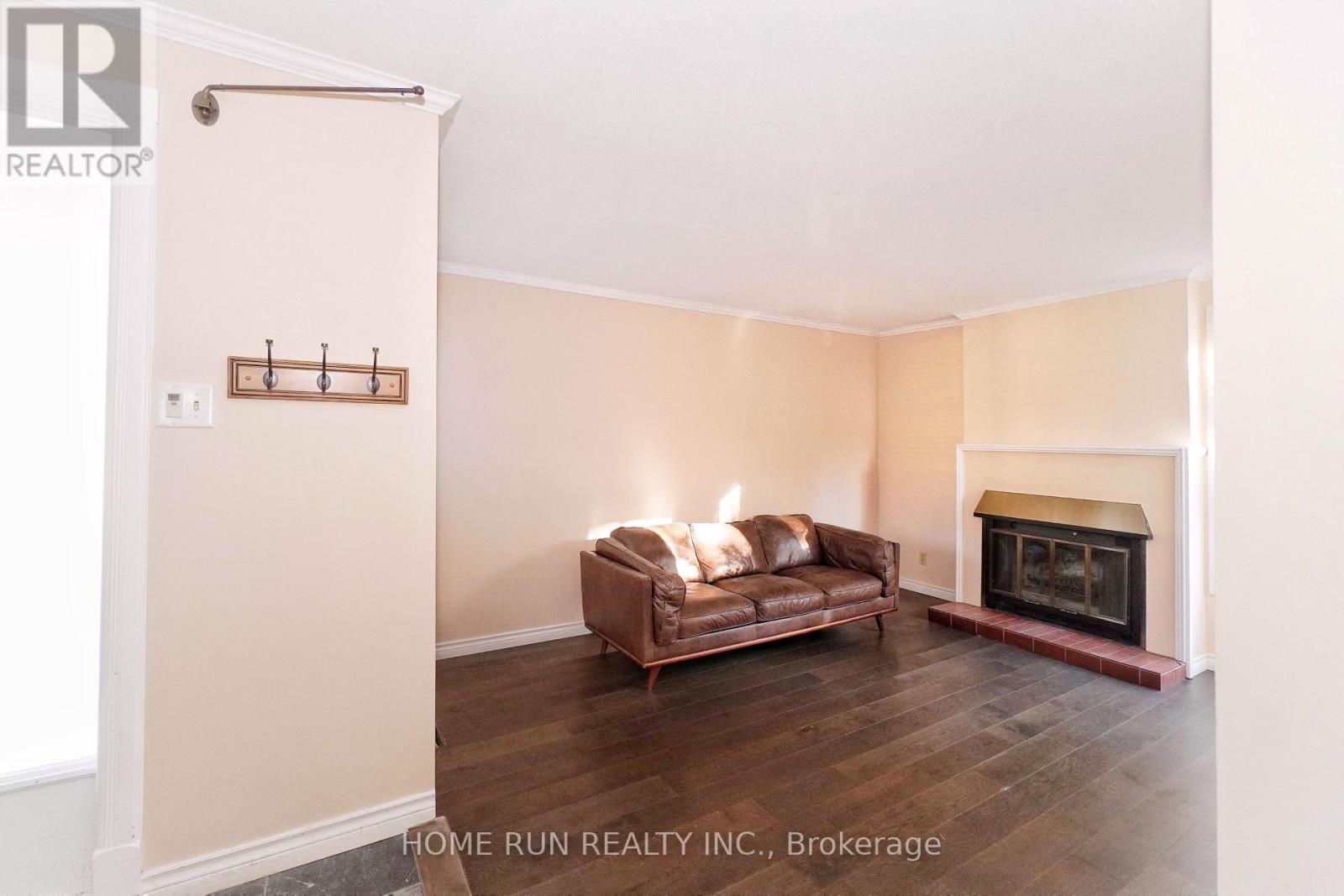 1484 Forest Valley Drive, Ottawa, Ontario  K1C 5P4 - Photo 4 - X14091500