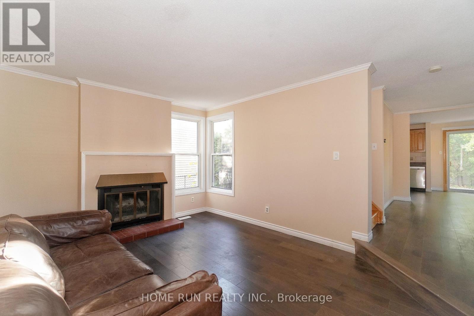 1484 Forest Valley Drive, Ottawa, Ontario  K1C 5P4 - Photo 5 - X14091500