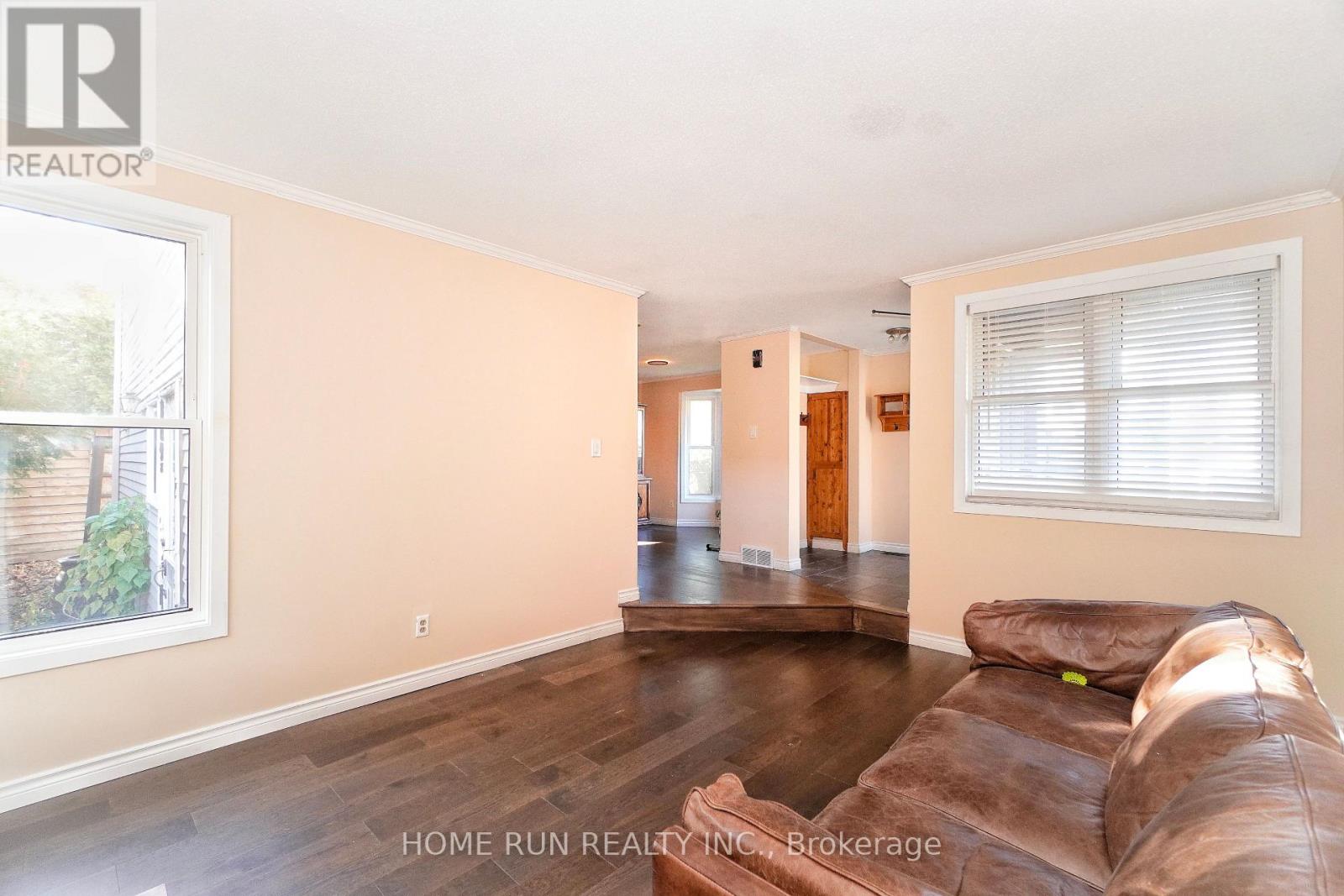 1484 Forest Valley Drive, Ottawa, Ontario  K1C 5P4 - Photo 7 - X14091500