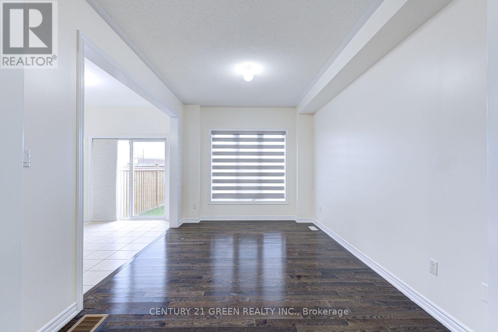 #1 (Main & 2nd Floor) - 100 Lanark Circle, Brampton, Ontario  L6X 5L4 - Photo 12 - W13804674