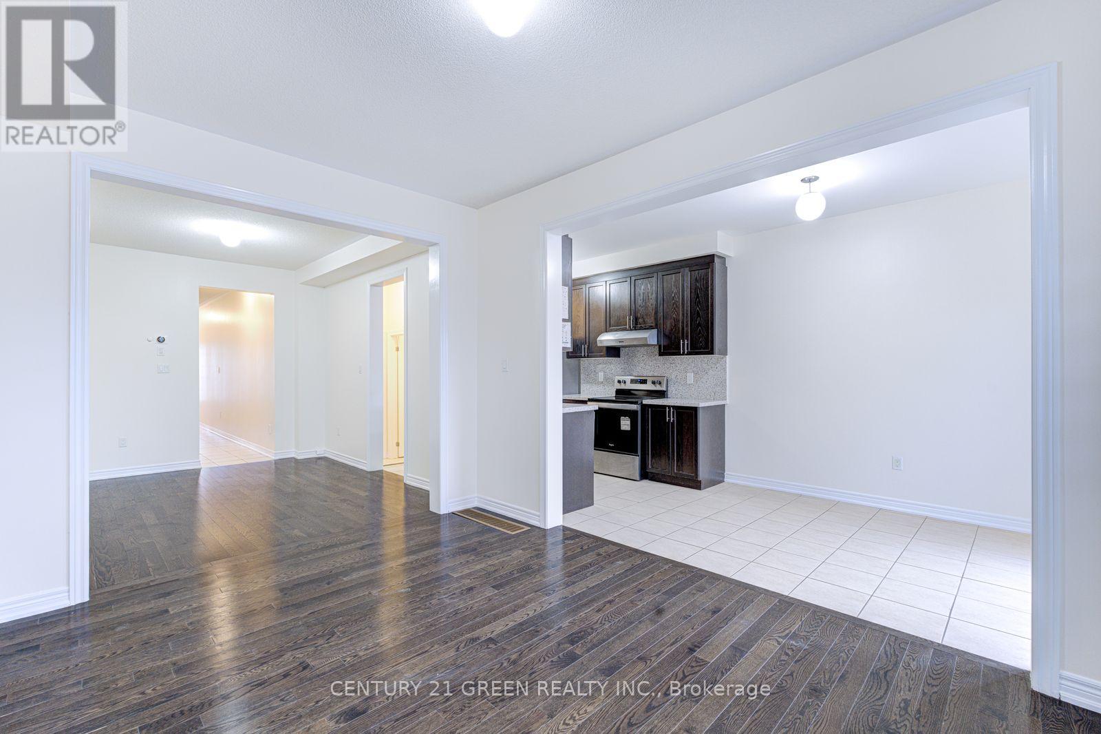 #1 (Main & 2nd Floor) - 100 Lanark Circle, Brampton, Ontario  L6X 5L4 - Photo 14 - W13804674
