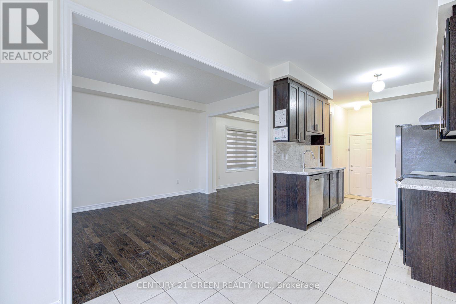 #1 (Main & 2nd Floor) - 100 Lanark Circle, Brampton, Ontario  L6X 5L4 - Photo 20 - W13804674