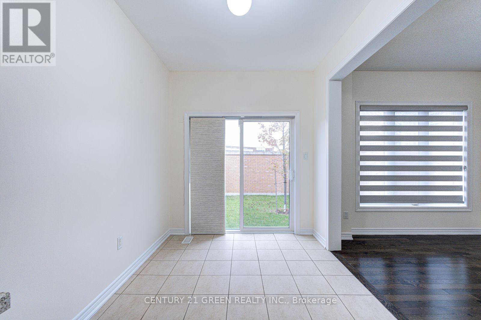 #1 (Main & 2nd Floor) - 100 Lanark Circle, Brampton, Ontario  L6X 5L4 - Photo 22 - W13804674