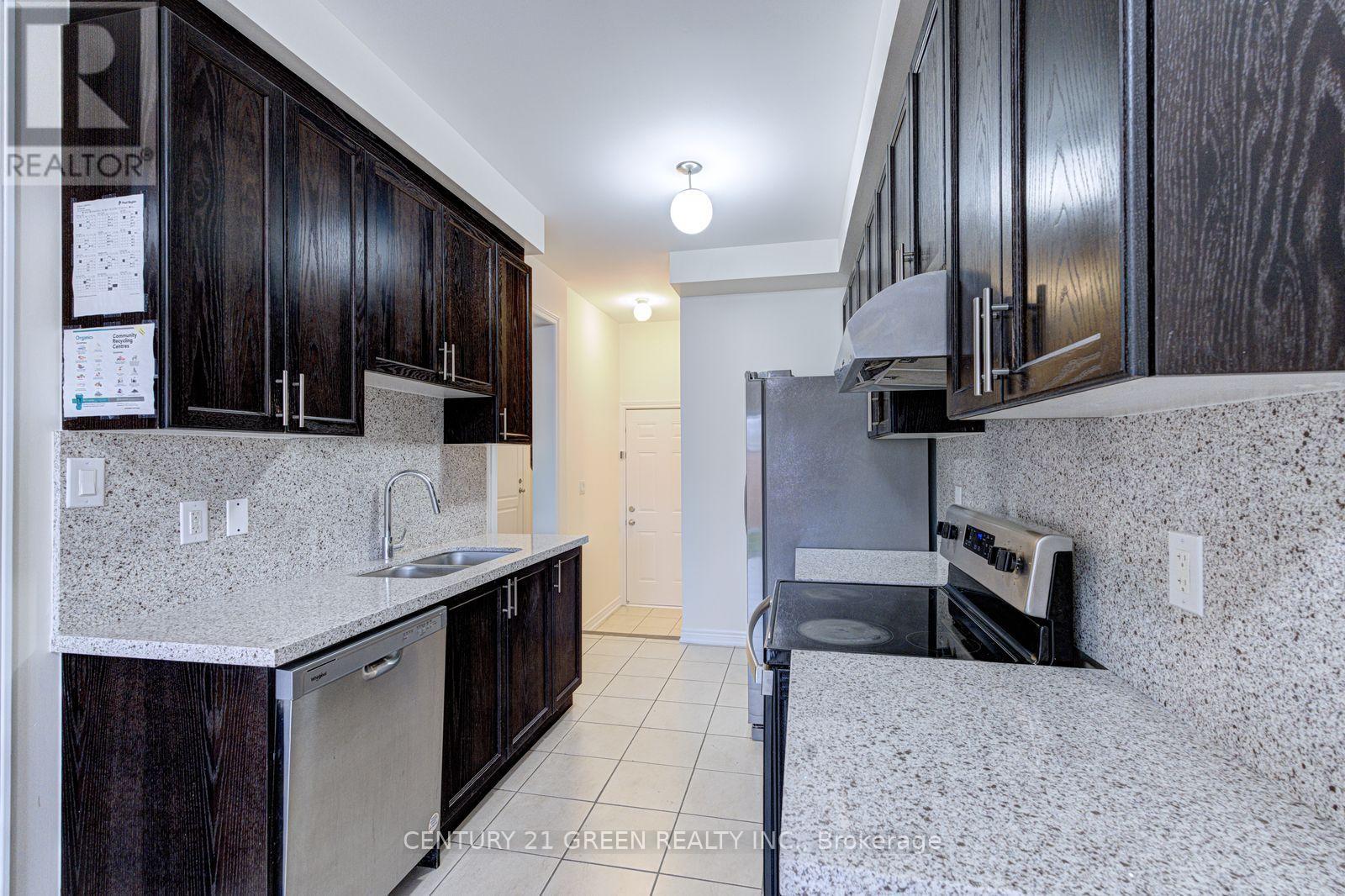 #1 (Main & 2nd Floor) - 100 Lanark Circle, Brampton, Ontario  L6X 5L4 - Photo 25 - W13804674