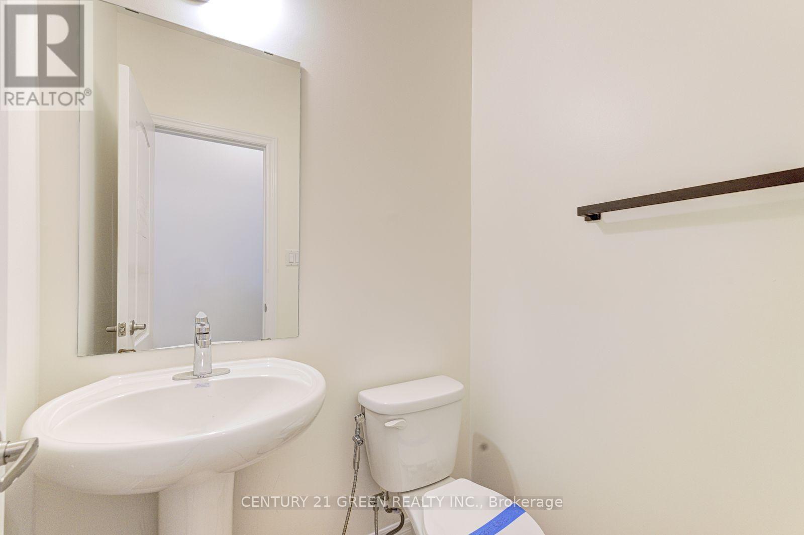 #1 (Main & 2nd Floor) - 100 Lanark Circle, Brampton, Ontario  L6X 5L4 - Photo 28 - W13804674