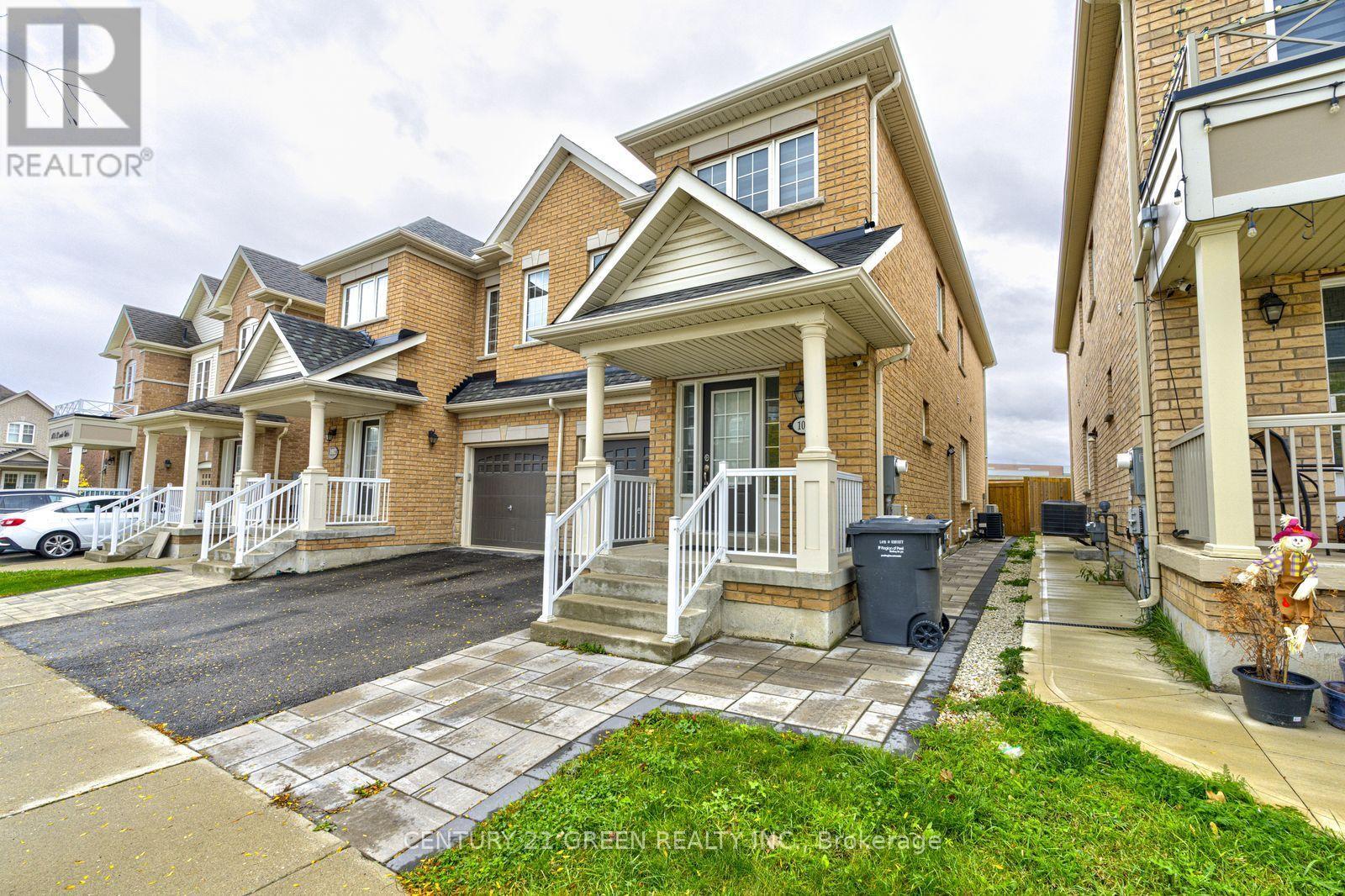 #1 (Main & 2nd Floor) - 100 Lanark Circle, Brampton, Ontario  L6X 5L4 - Photo 3 - W13804674