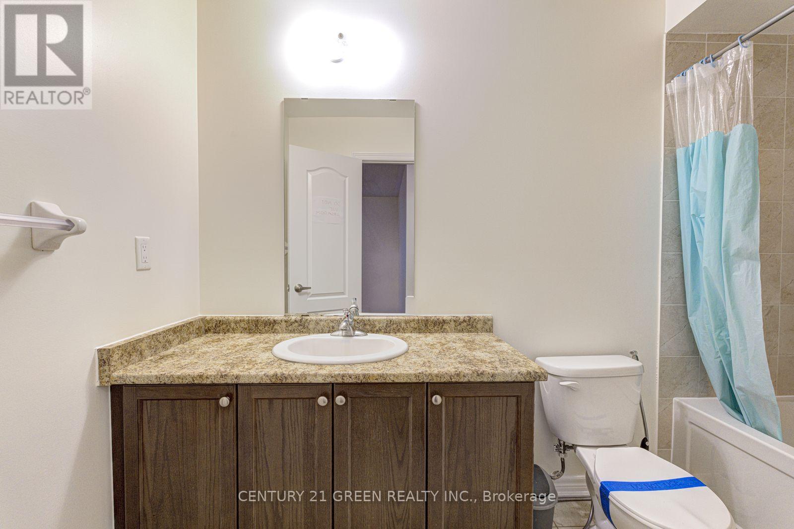 #1 (Main & 2nd Floor) - 100 Lanark Circle, Brampton, Ontario  L6X 5L4 - Photo 39 - W13804674