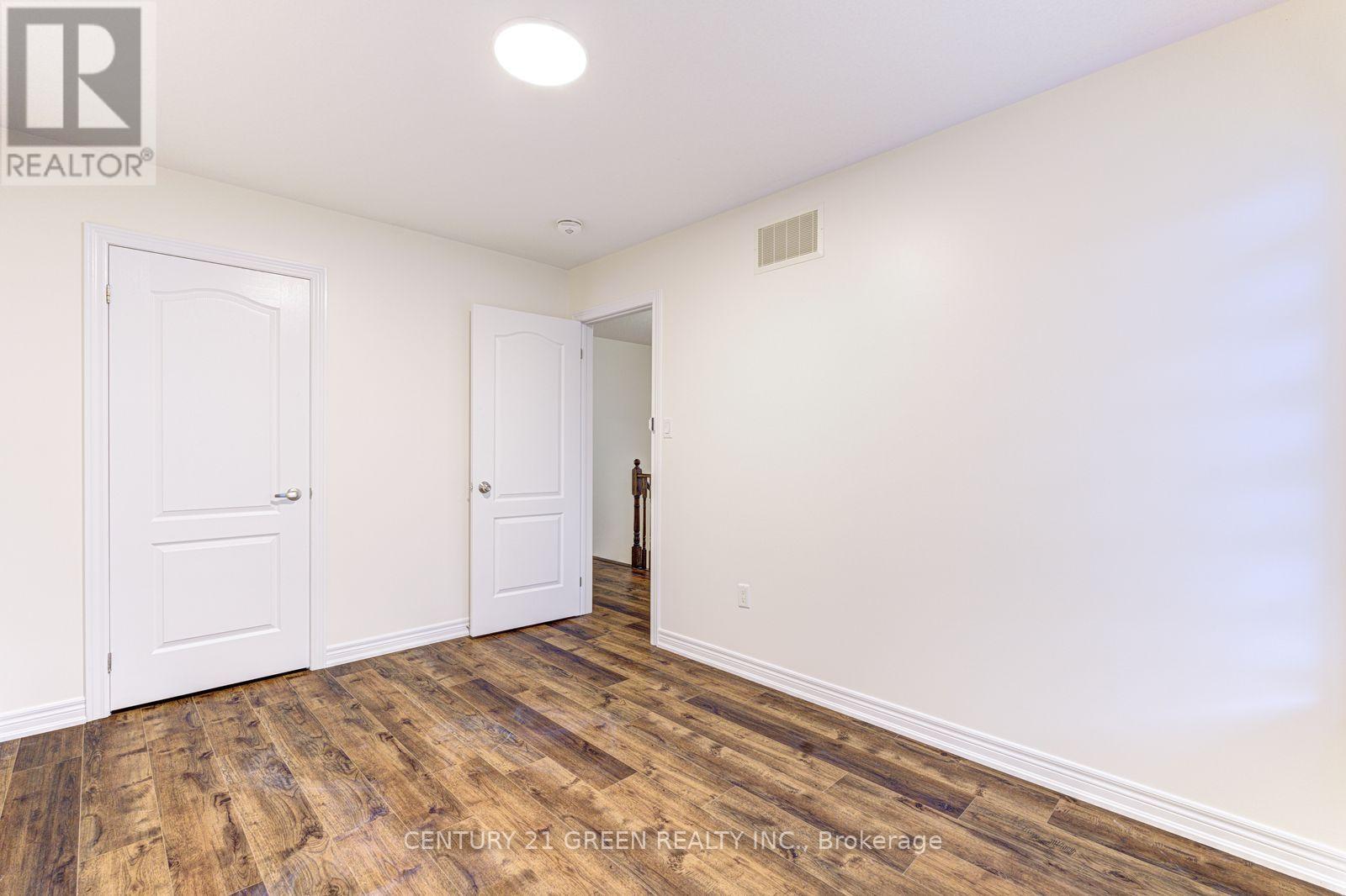 #1 (Main & 2nd Floor) - 100 Lanark Circle, Brampton, Ontario  L6X 5L4 - Photo 42 - W13804674