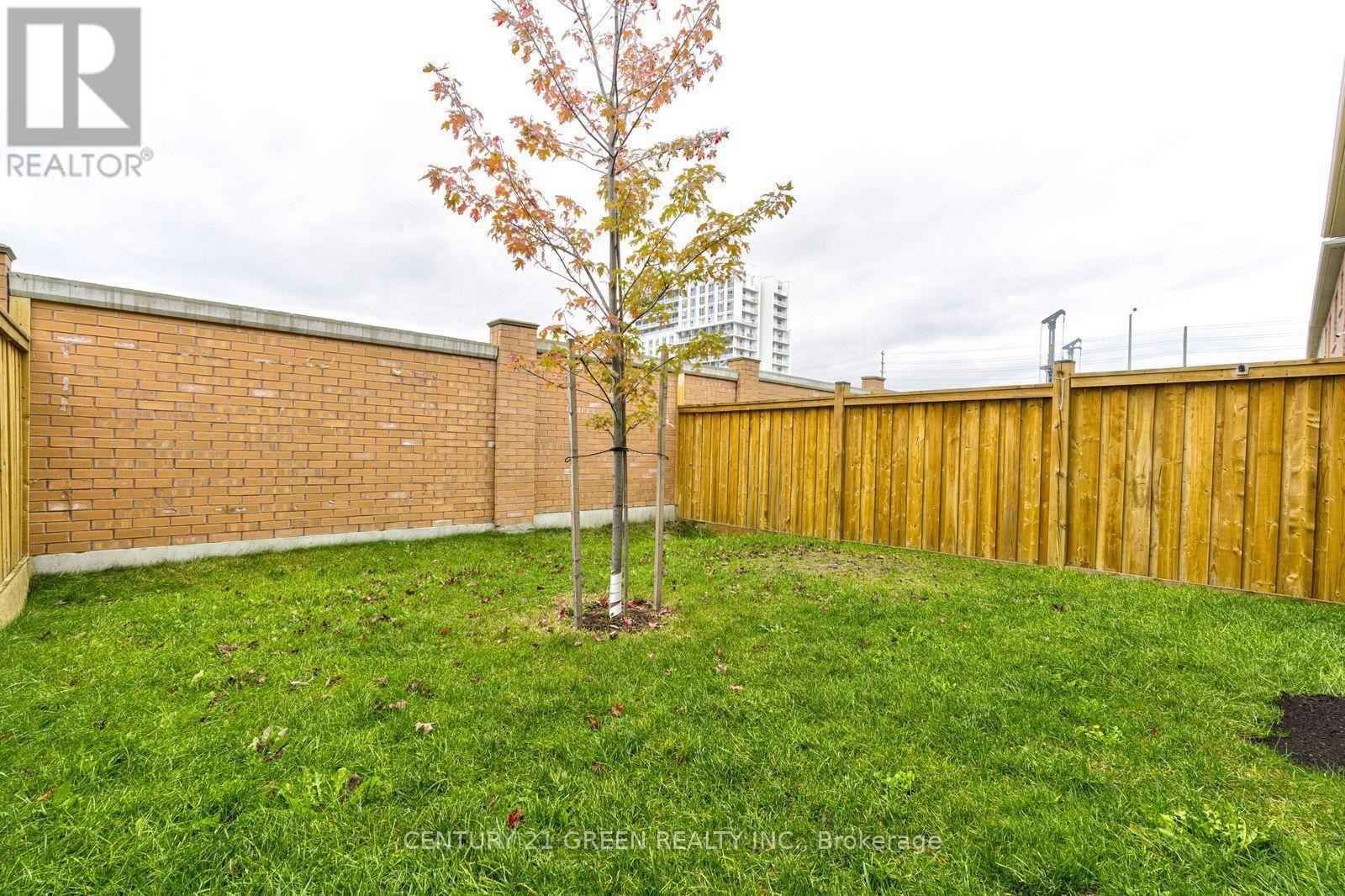 #1 (Main & 2nd Floor) - 100 Lanark Circle, Brampton, Ontario  L6X 5L4 - Photo 47 - W13804674