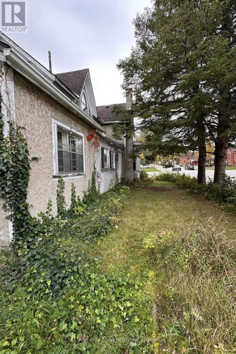475 Brown Street, South Bruce Peninsula, Ontario  N0H 2T0 - Photo 4 - X14091484
