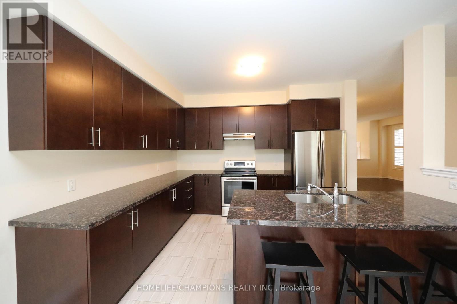 211 Northglen Boulevard, Clarington, Ontario  L1C 0T9 - Photo 7 - E14091488