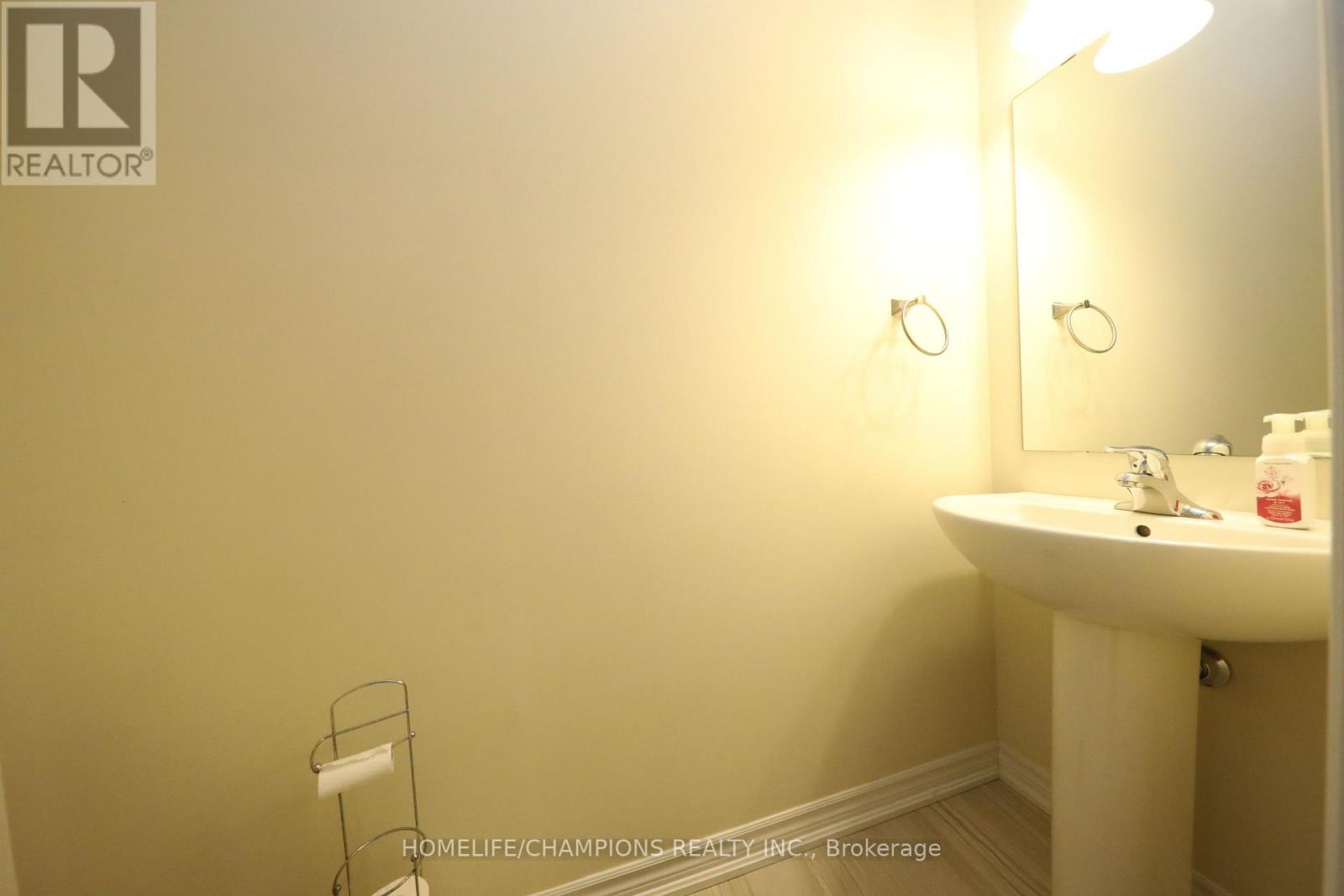 211 Northglen Boulevard, Clarington, Ontario  L1C 0T9 - Photo 9 - E14091488