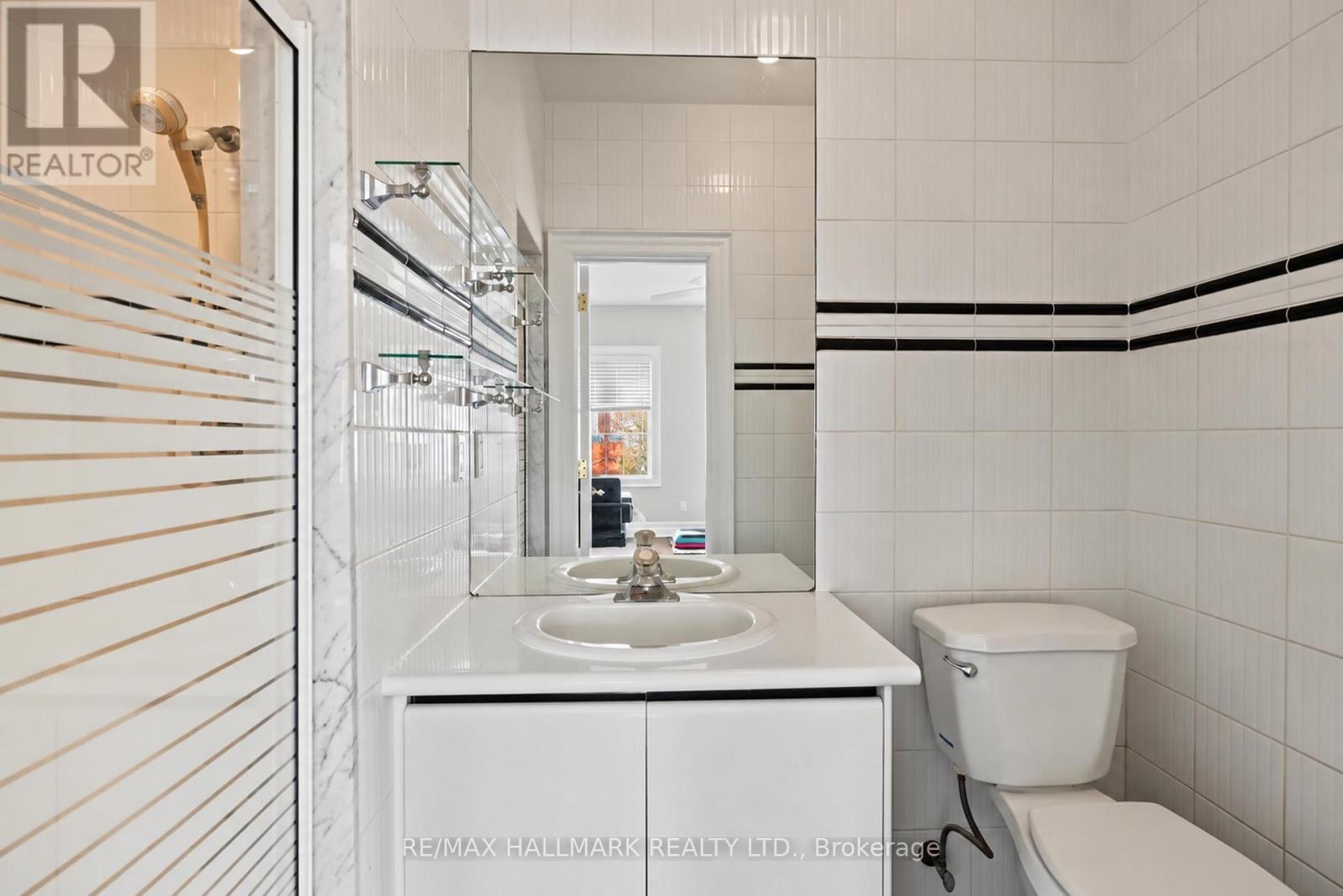 28 Renaissance Court W, Vaughan, Ontario  L4J 7W4 - Photo 24 - N14091482