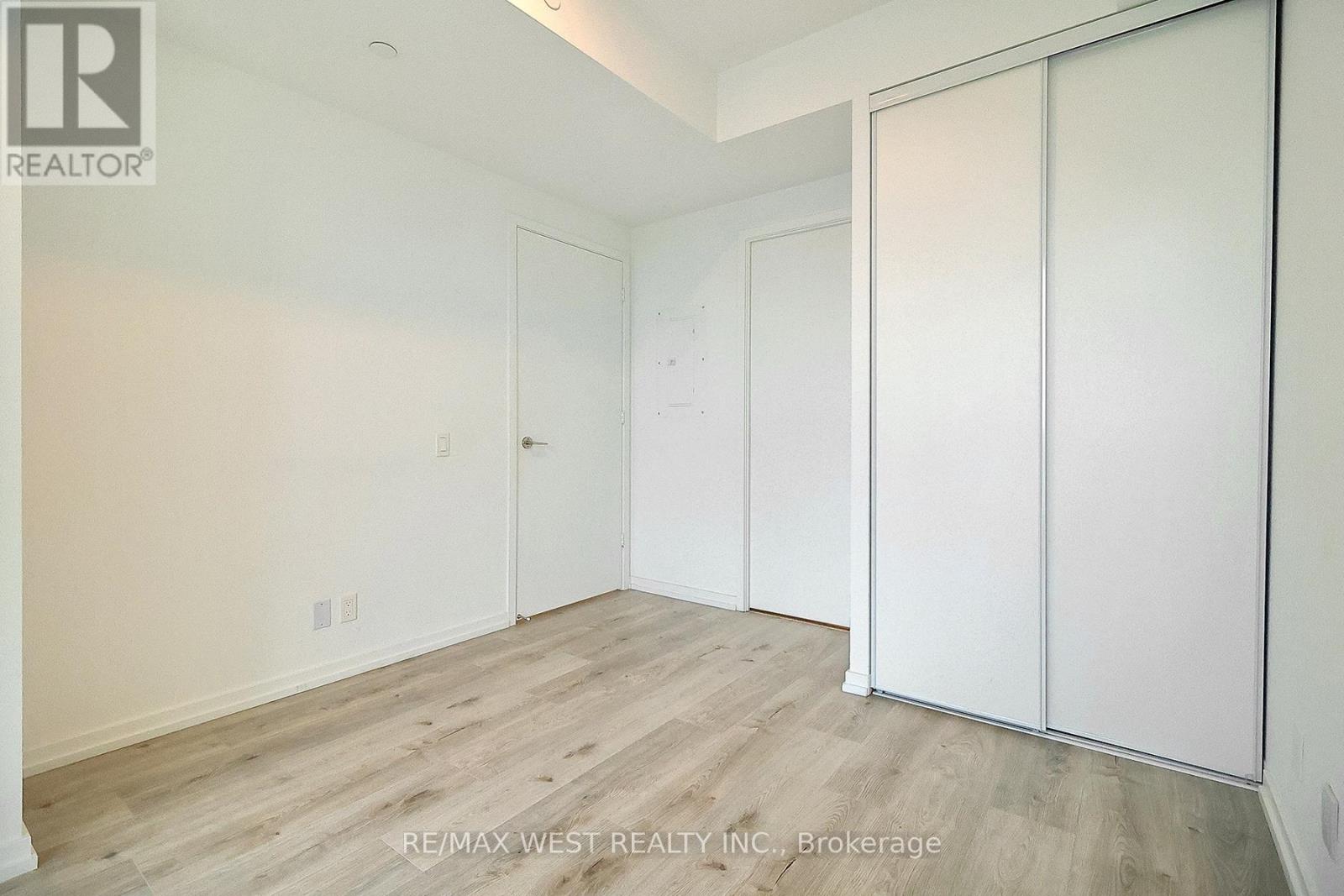 2009 - 1000 Portage Parkway, Vaughan, Ontario  L4K 0L1 - Photo 10 - N14091496