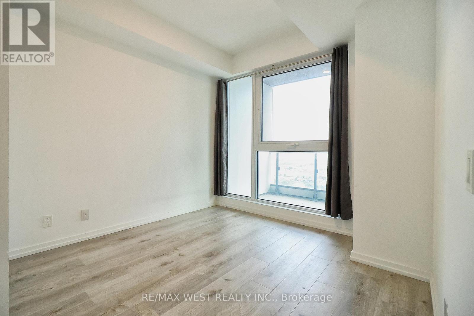 2009 - 1000 Portage Parkway, Vaughan, Ontario  L4K 0L1 - Photo 8 - N14091496