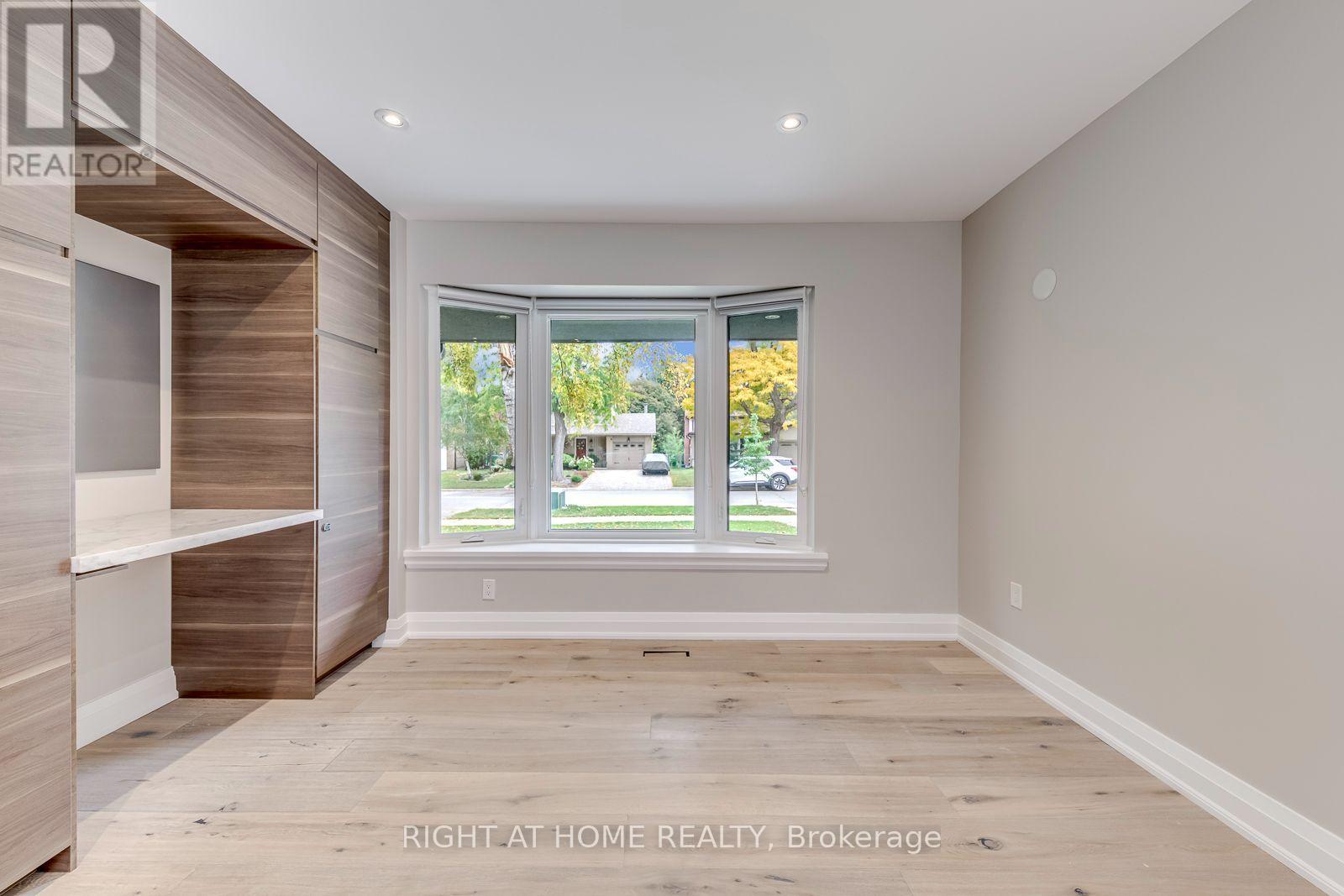 30 Penwick Crescent, Richmond Hill (North Richvale), Ontario  L4C 5B4 - Photo 11 - N14091518