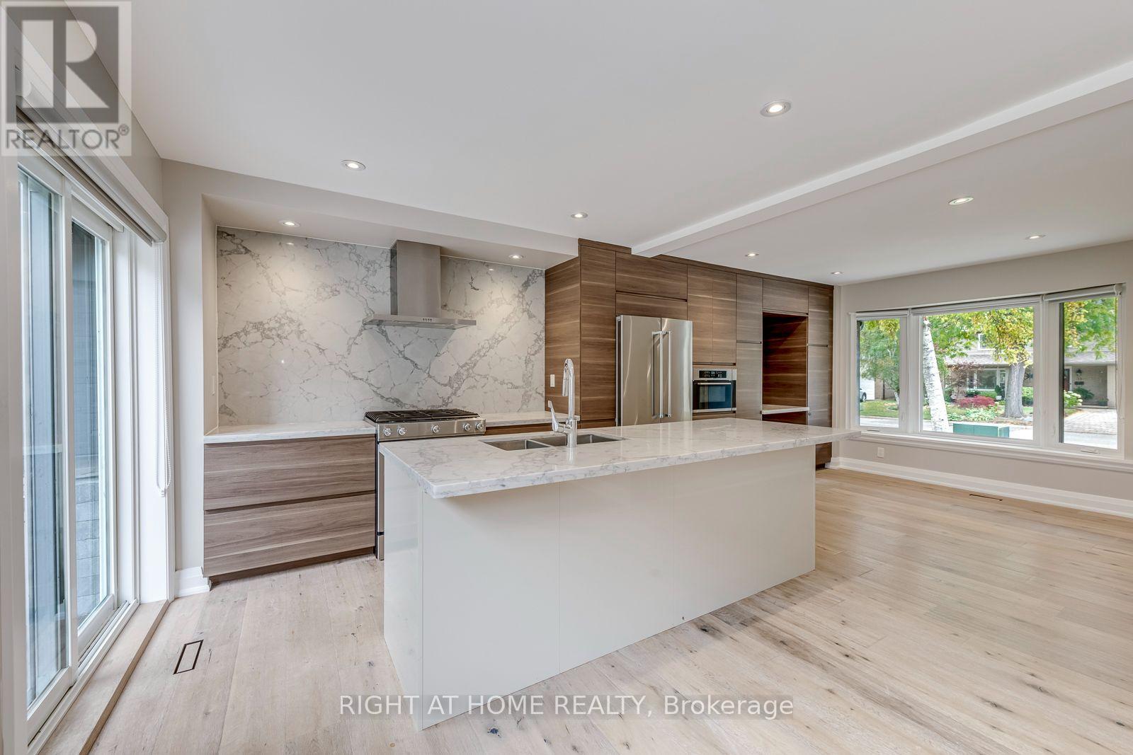 30 Penwick Crescent, Richmond Hill (North Richvale), Ontario  L4C 5B4 - Photo 16 - N14091518