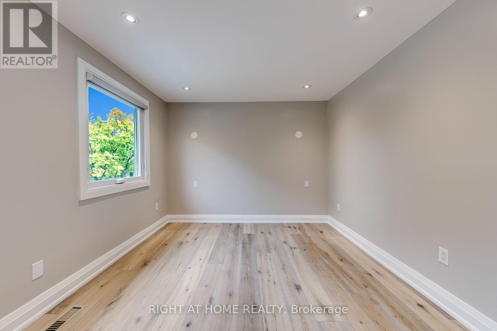 30 Penwick Crescent, Richmond Hill (North Richvale), Ontario  L4C 5B4 - Photo 24 - N14091518