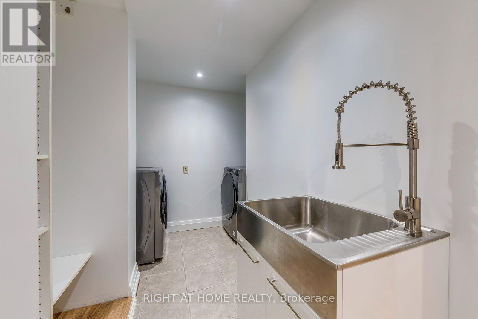 30 Penwick Crescent, Richmond Hill (North Richvale), Ontario  L4C 5B4 - Photo 34 - N14091518
