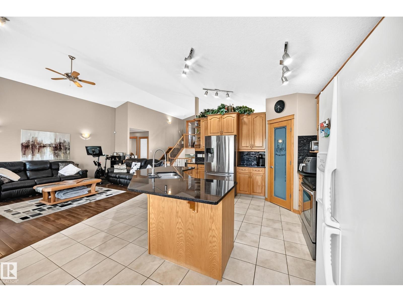 15104 48 ST NW