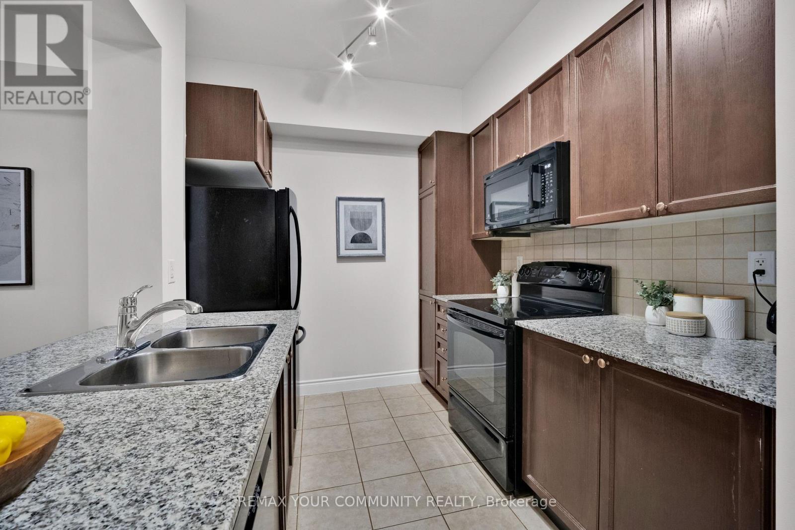 224 - 10211 Keele Street, Vaughan, Ontario  L6A 1R7 - Photo 16 - N14091478