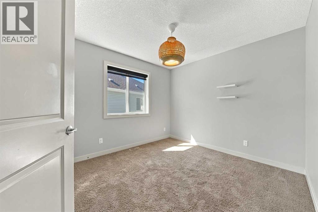 44 Skyview Point Terrace NE, Calgary, Alberta  T3N 0G7 - Photo 37 - A2346537
