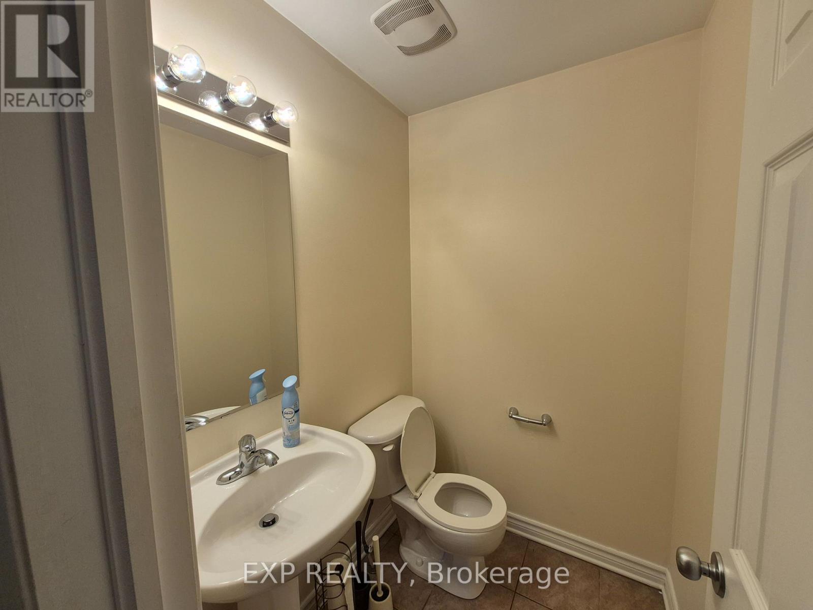 338 Forestbrook Street, Ottawa, Ontario  K2K 0B8 - Photo 4 - X14091544