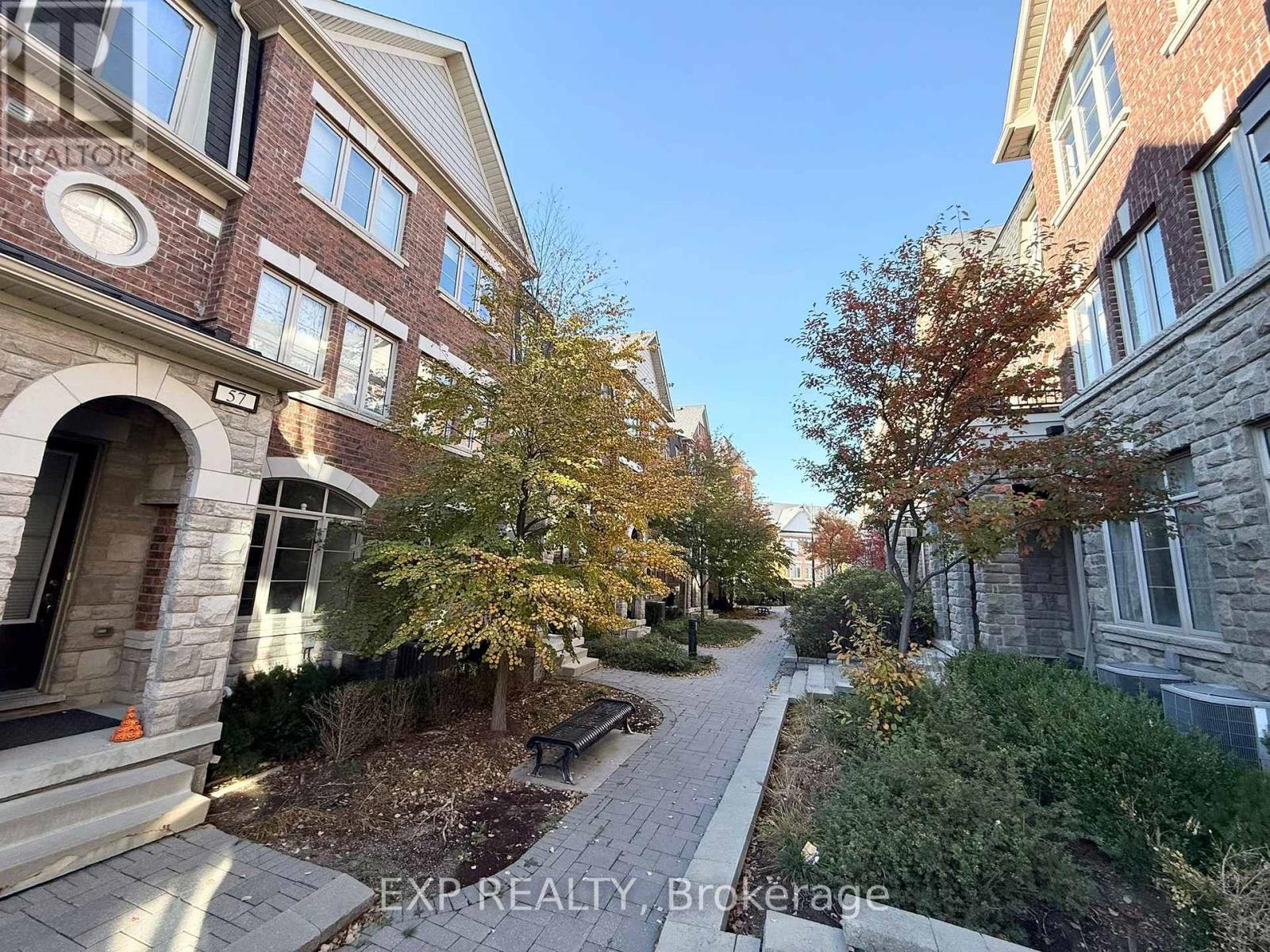 58 - 1331 Major Mackenzie Drive, Vaughan, Ontario  L6A 4W4 - Photo 2 - N14091312