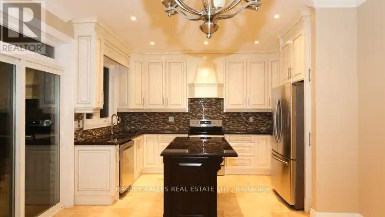 Main - 489 Lauder Avenue, Toronto, Ontario  M6E 3J3 - Photo 5 - C14091536