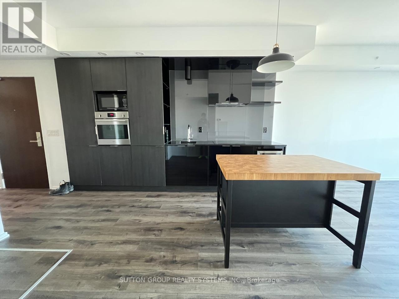 2917 - 70 Temperance Street, Toronto, Ontario  M5H 4E8 - Photo 3 - C14091542