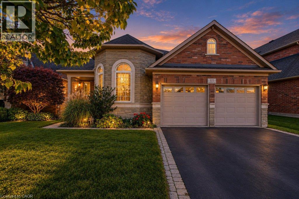 172 VALMONT Court, Ancaster, Ontario