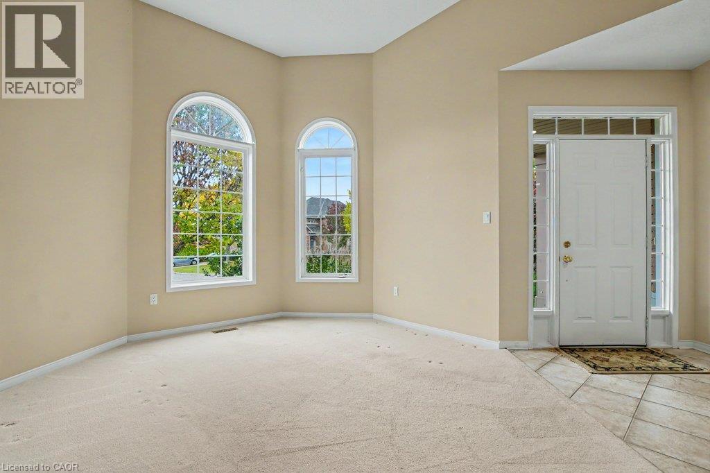 172 Valmont Court, Ancaster, Ontario  L9G 5A1 - Photo 4 - 40872077