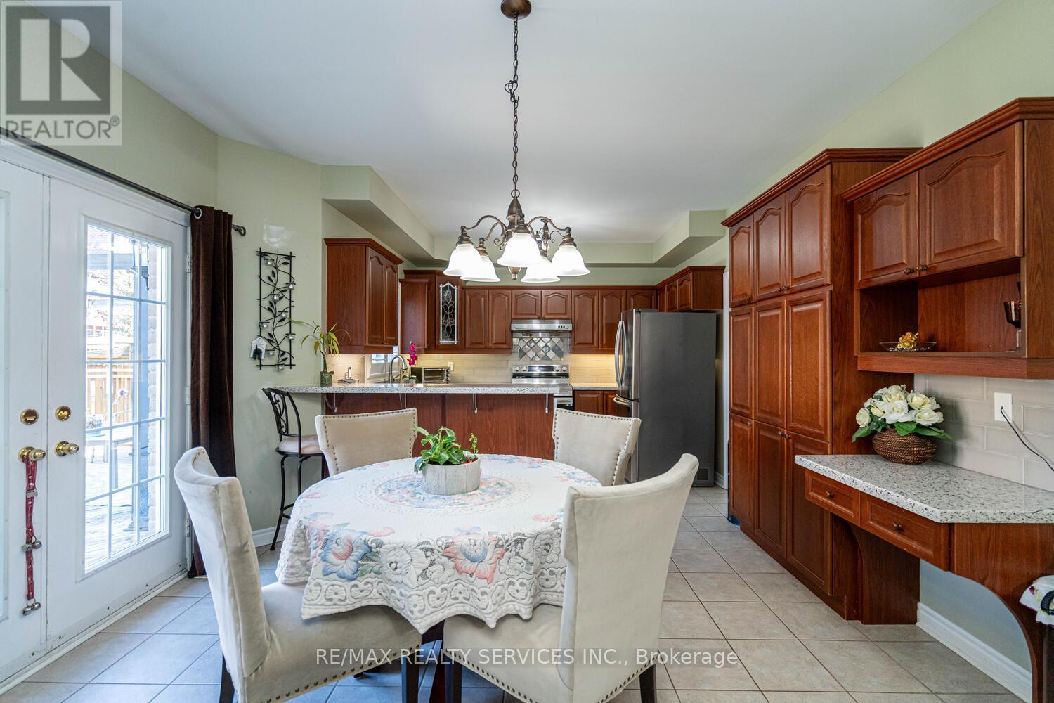 22 Sovereign's Gate, Barrie (Painswick South), Ontario  L4N 0K7 - Photo 13 - S14091534