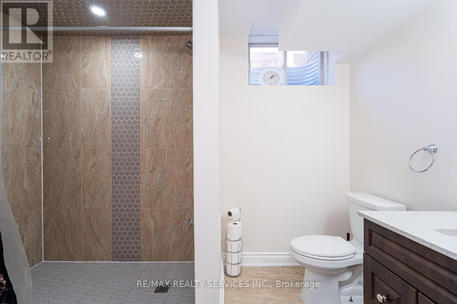 22 Sovereign's Gate, Barrie (Painswick South), Ontario  L4N 0K7 - Photo 46 - S14091534